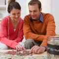 10 Cara Mengatur Keuangan Setelah Menikah